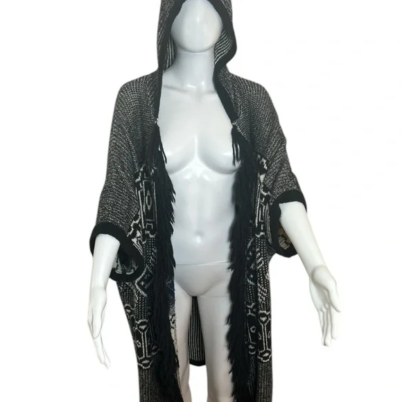 American Eagle Hooded Poncho - Picture 5 of 7